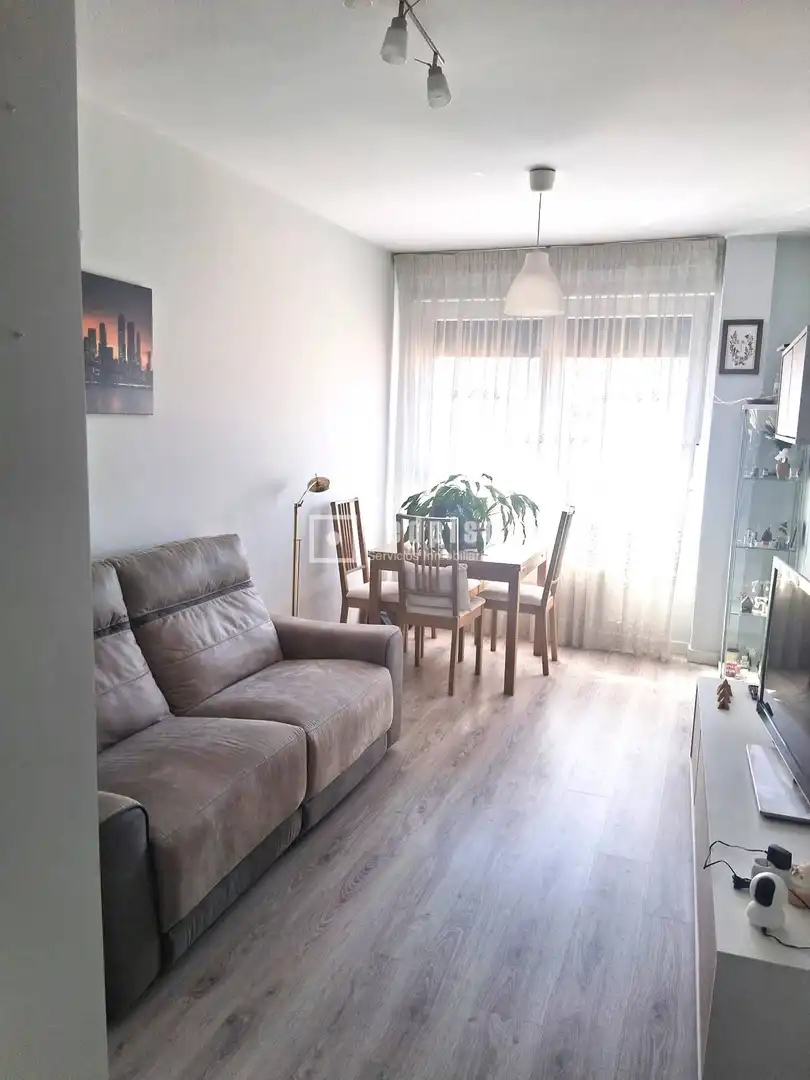 Schlafzimmer von Wohnung zum Verkauf in Madrid mit Klimaanlage, Heizung und Terrasse