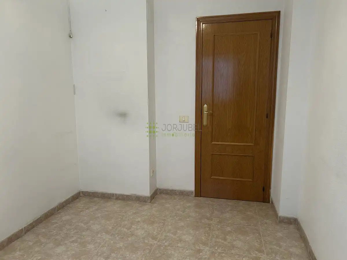 Piso en venta en Tarrega monteblanco, Ensanche - Parque del Oeste