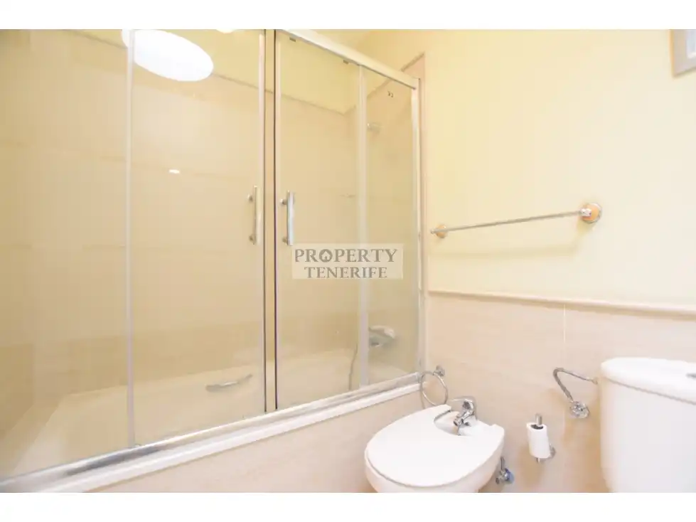 Bathroom of Houses for sale in Arona  with Furnished
