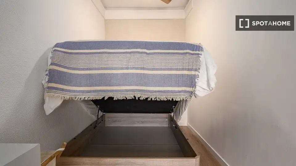 Room in El Poblenou