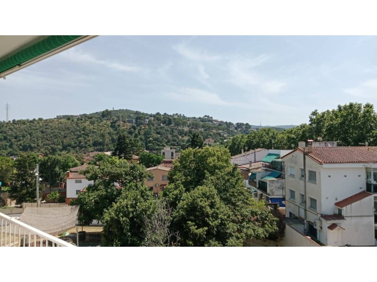 Exterior view of Flat for sale in Cerdanyola del Vallès  with Heating, Storage room and Balcony