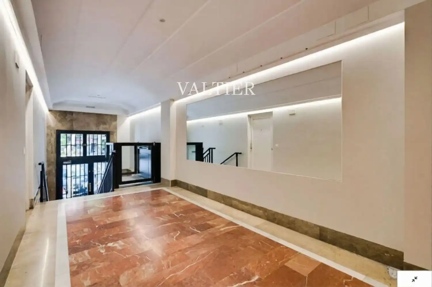 Flat for rent in Madrid  with Air Conditioner, Heating and Furnished