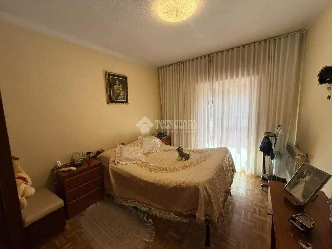 Habitación de Piso en venta en Madrid con Aire acondicionado y Terraza