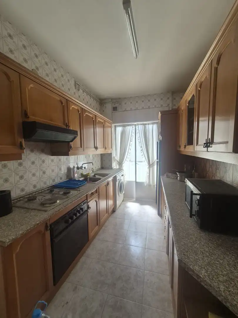 Cocina de Piso en venta en Ávila con Calefacción, Terraza y Amueblado