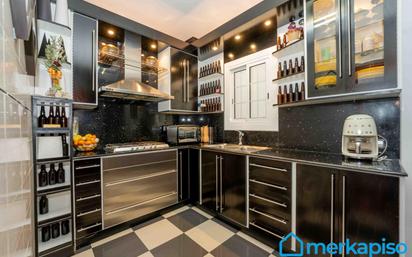 Kitchen of Flat for sale in Viladecans  with Terrace and Balcony