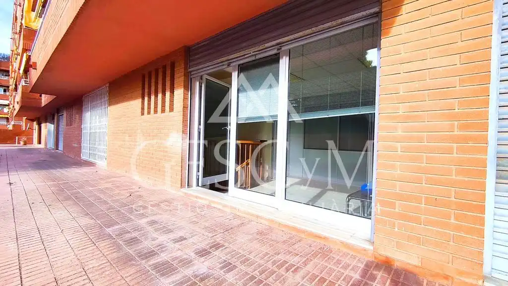 Locale commerciale in affitto a Sant Joan - TV3