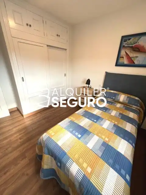 Schlafzimmer von Wohnung zur Miete in Centro