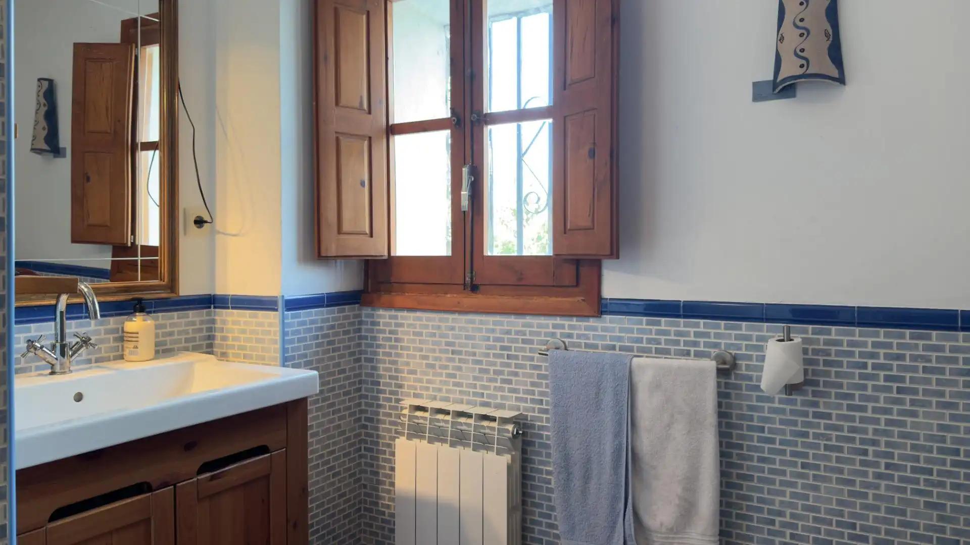 Baño de Casa o chalet en venta en Baños de Rioja con Calefacción, Jardín privado y Terraza