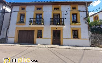 Exterior view of House or chalet for sale in Ramales de la Victoria  with Terrace and Furnished