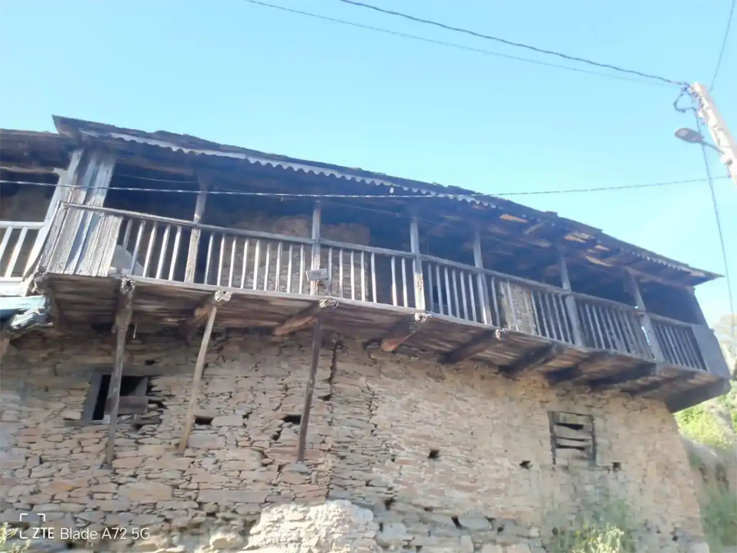 Vista exterior de Casa o chalet en venta en Vilamartín de Valdeorras