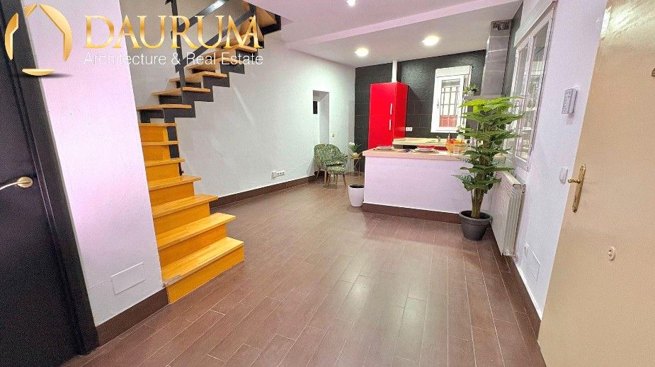 House or chalet for sale in  Madrid Capital  with Heating