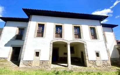 Vista exterior de Casa o xalet en venda en Salas amb Calefacció, Jardí privat i Parquet