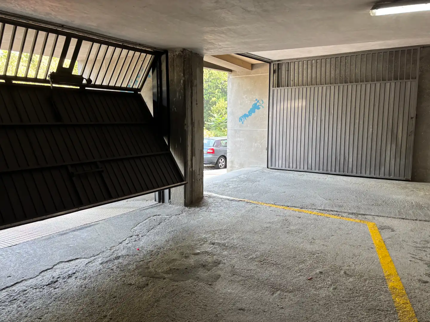 Parking de Piso de alquiler en Culleredo con Calefacción, Parquet y Trastero