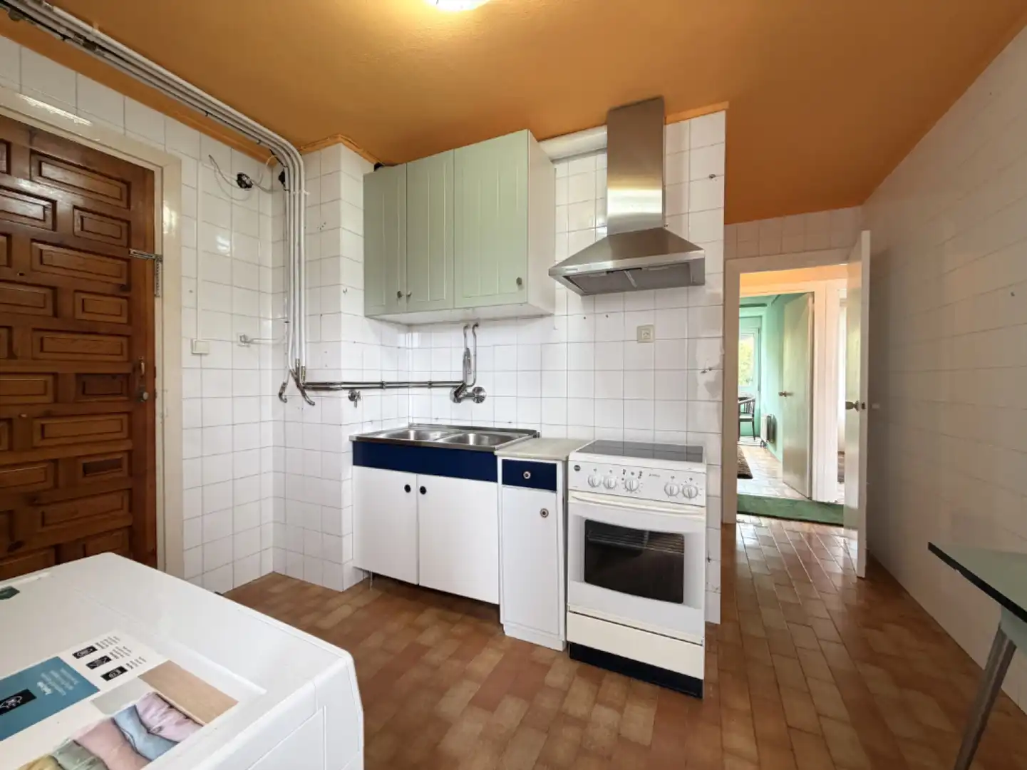 Küche von Wohnung zur Miete in Los Corrales de Buelna  mit Heizung, Privatgarten und Parkett
