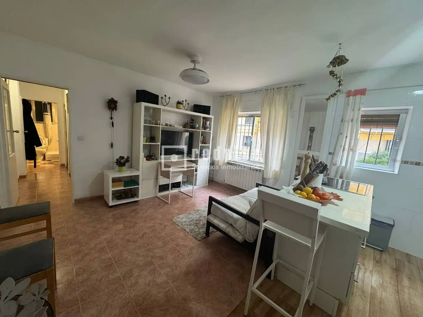 Living room of Flat for sale in  Madrid Capital  with Heating, Terrace and Furnished