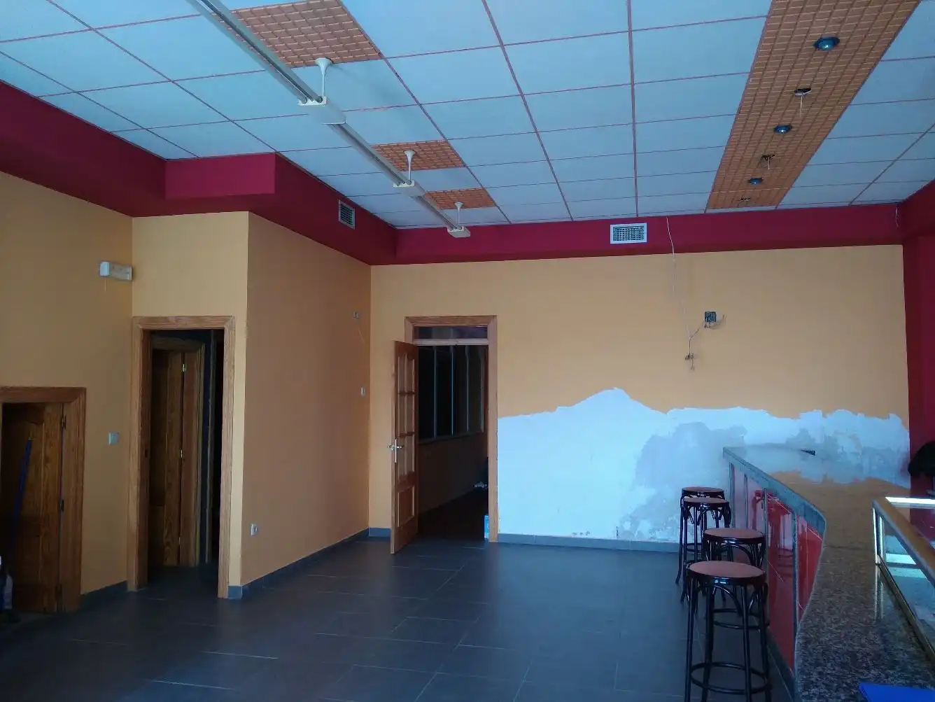 Local comercial de lloguer a Benavente, imagen 2