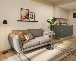 Living room of Flat to rent in Alcobendas  with Air Conditioner, Heating and Furnished
