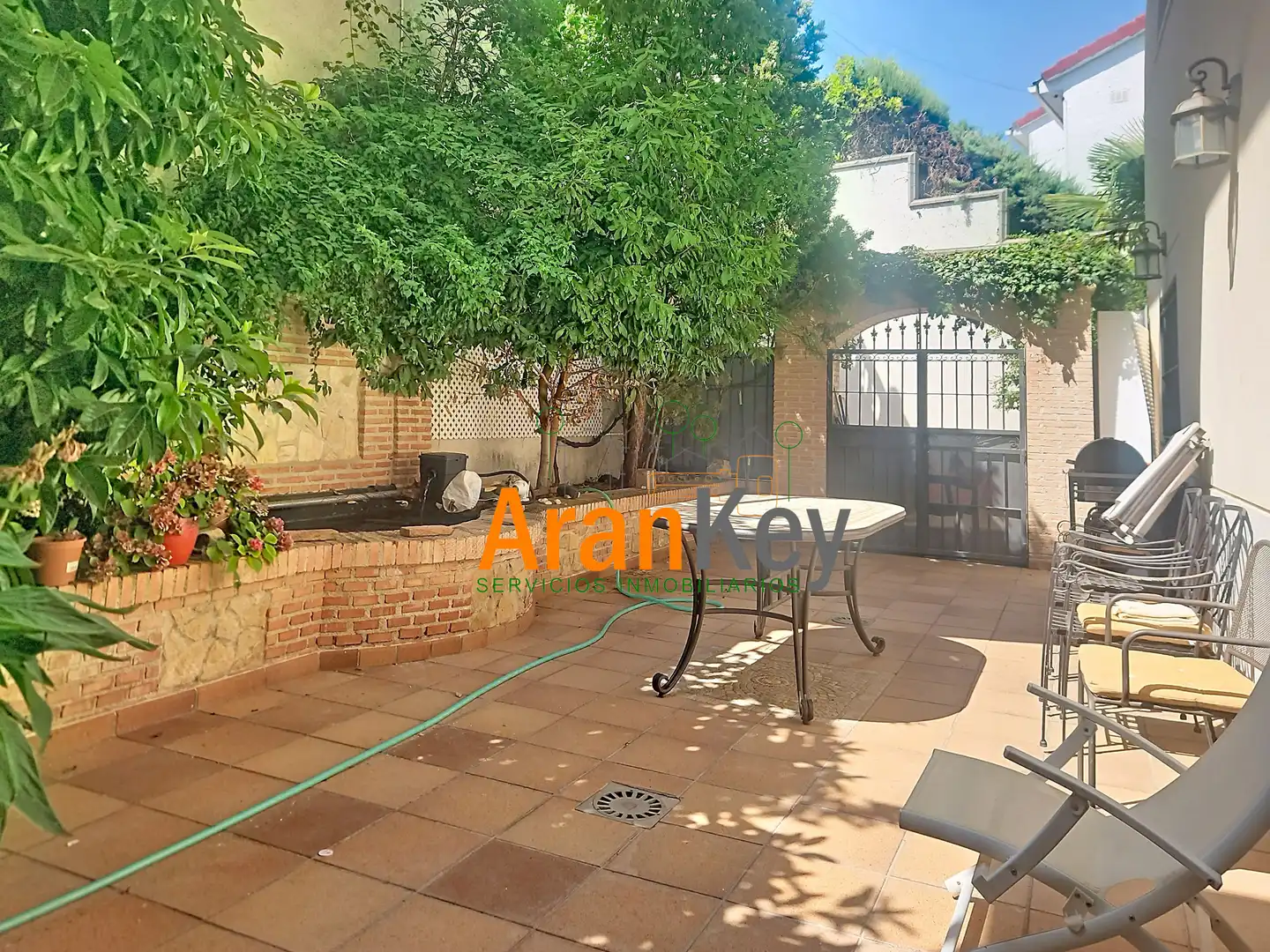 Terrace of Houses for sale in Aranjuez  with Air Conditioner, Private garden and Terrace