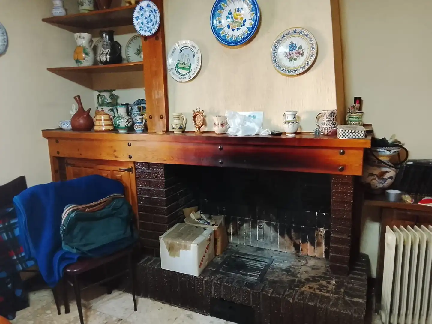 Sala d'estar de Casa o xalet en venda en Madrigal de la Vera amb Jardí privat
