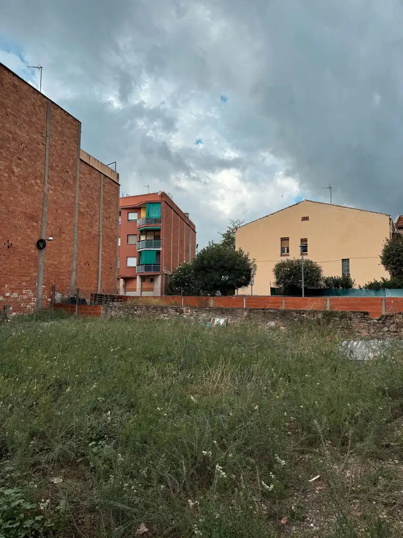 Terreno residencial en venta en Carrer Saragossa 11