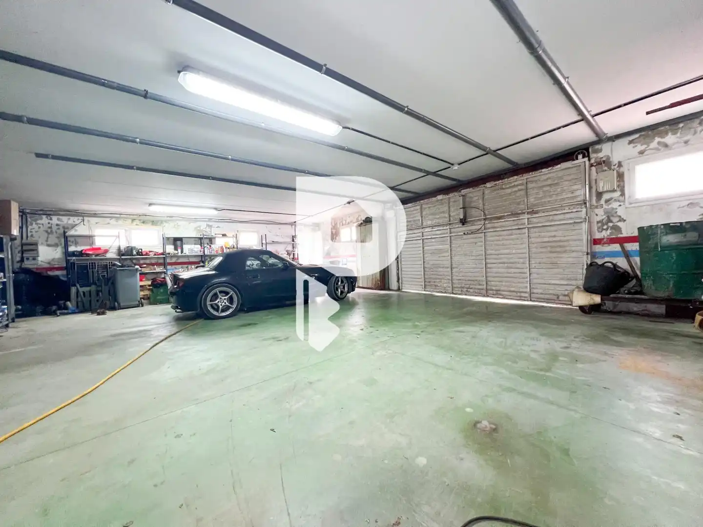 Parking de Casa o chalet en venta en Cervelló con Aire acondicionado, Calefacción y Jardín privado