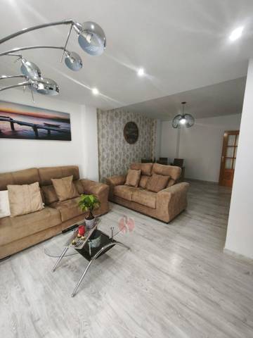 Piso en Venta en Calle Miguel Hernández, 12 en Aljomahima - Ermita