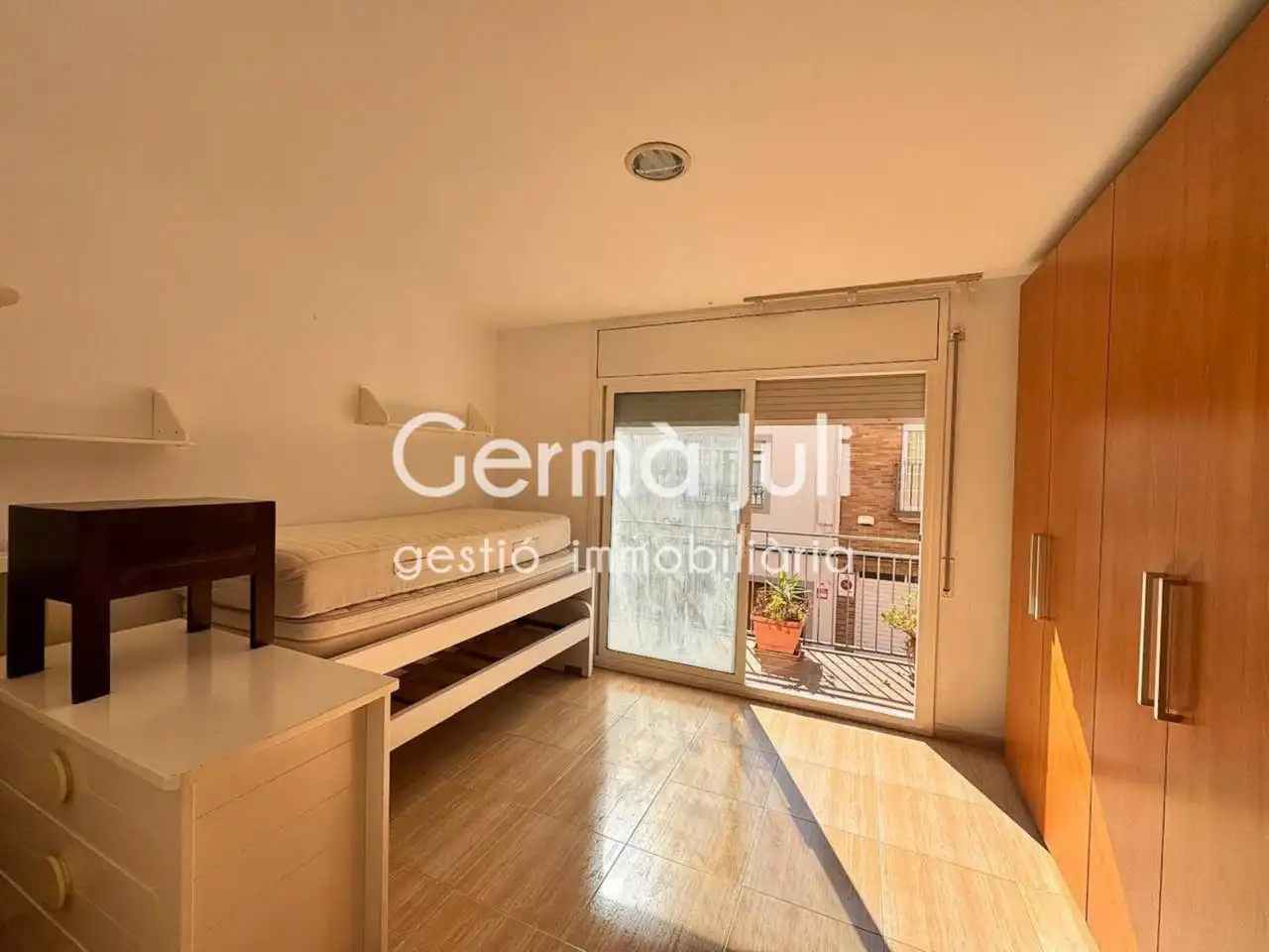 Habitación de Casa o chalet en venta en Badalona con Aire acondicionado, Calefacción y Parquet