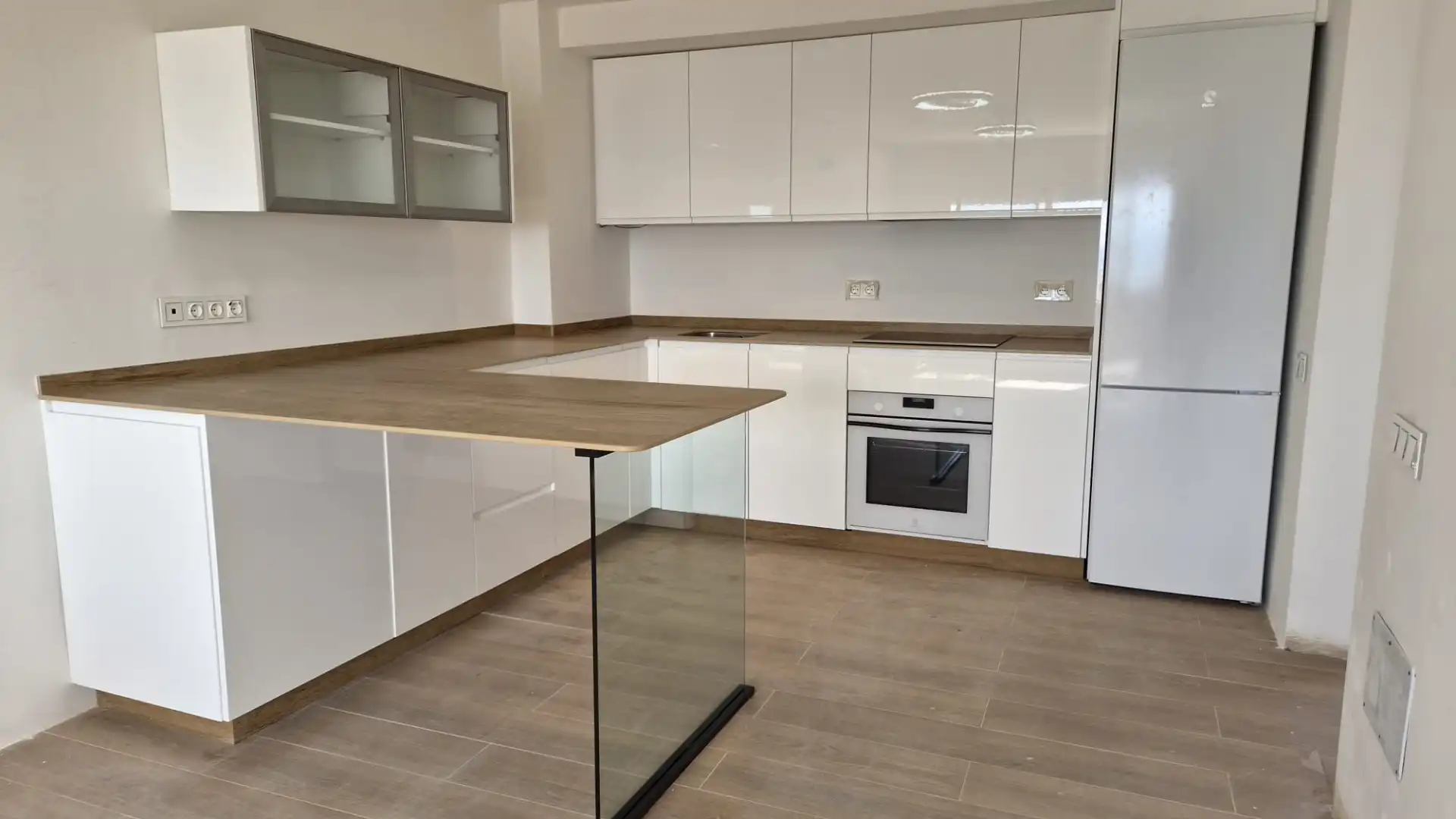 Kitchen of Apartments for sale in Roquetas de Mar  with Air Conditioner, Terrace and Furnished