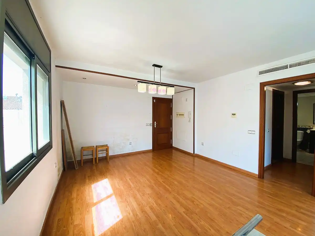 Appartamento con terrazza in vendita a Jacint Vilosa 1, imagen 5