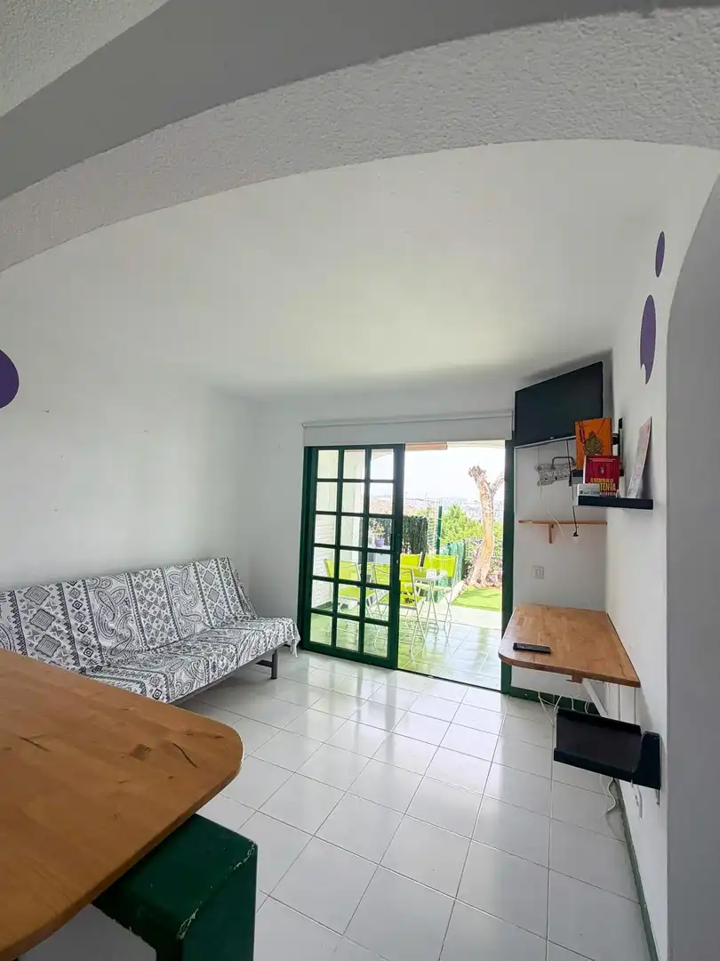 Sala d'estar de Casa o xalet de lloguer en San Bartolomé de Tirajana amb Aire condicionat, Calefacció i Jardí privat