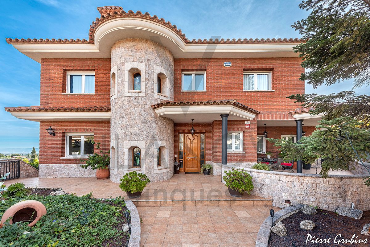 Exterior view of House or chalet for sale in Castellvell del Camp  with Air Conditioner, Heating and Private garden