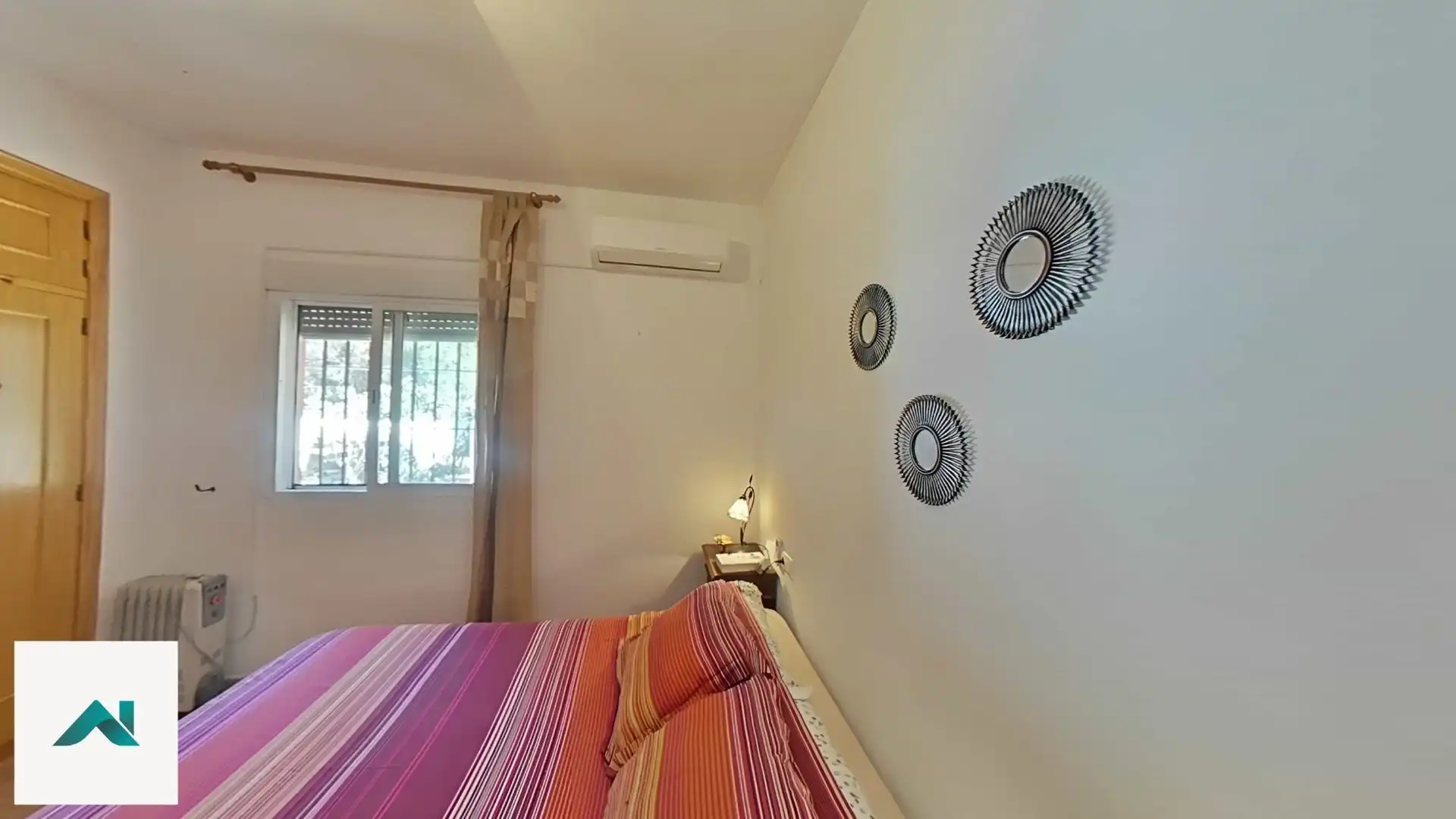 Schlafzimmer von Country house zum Verkauf in Isla Cristina mit Klimaanlage, Heizung und Privatgarten