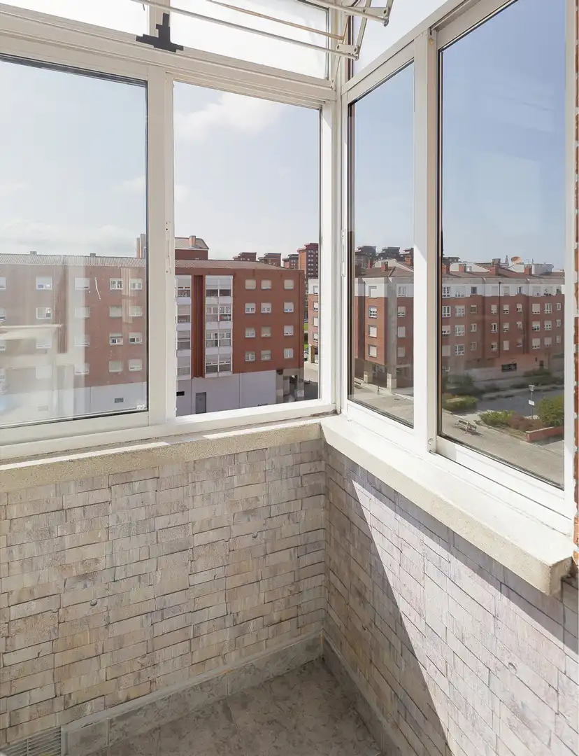 Habitación de Piso en venta en Gijón  con Calefacción y Trastero