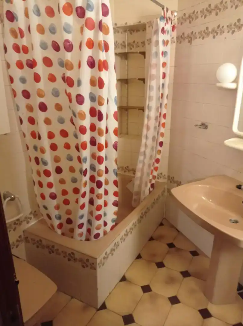 Baño de Piso de alquiler en El Carril - Paseo de Chapi