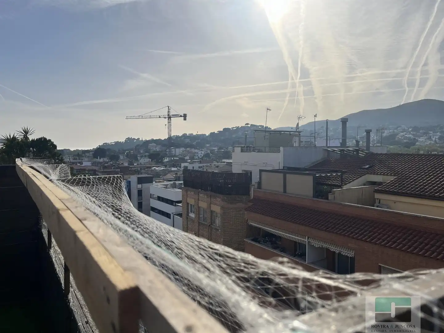 Vista exterior de Ático en venta en Castelldefels con Aire acondicionado, Parquet y Terraza
