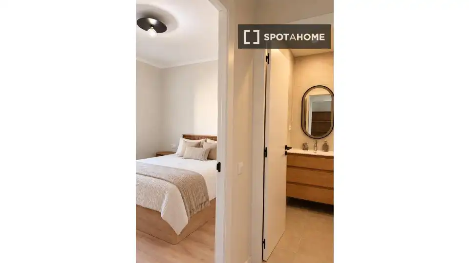 Bedroom of Flat for rent in Eixample