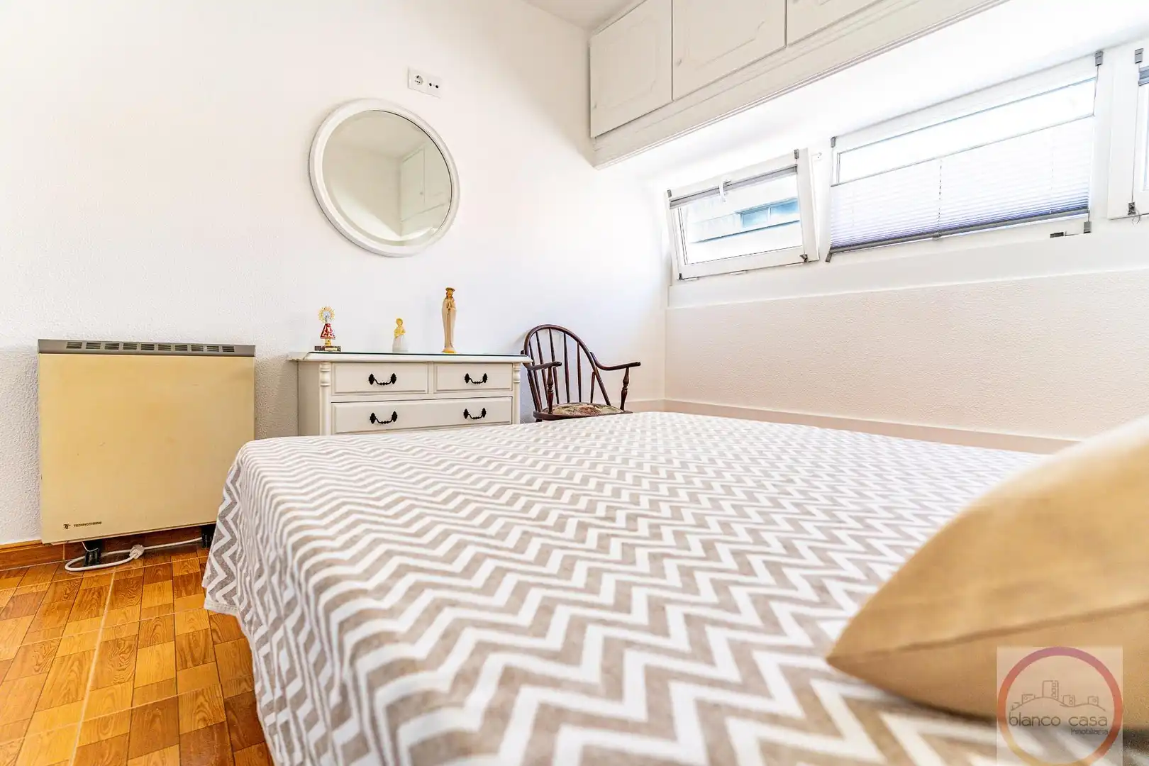 Habitación de Piso en venta en A Coruña Capital  con Calefacción y Amueblado