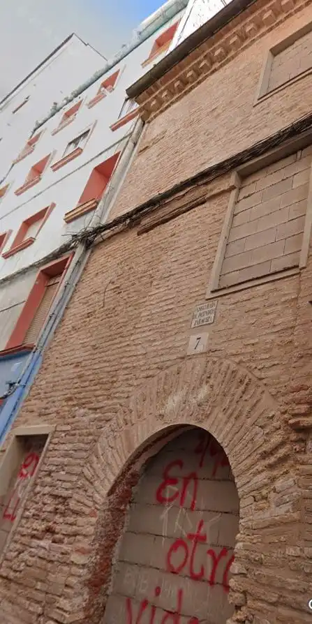 Flat for sale in Calle de Jorge Ibort 7, imagen 2
