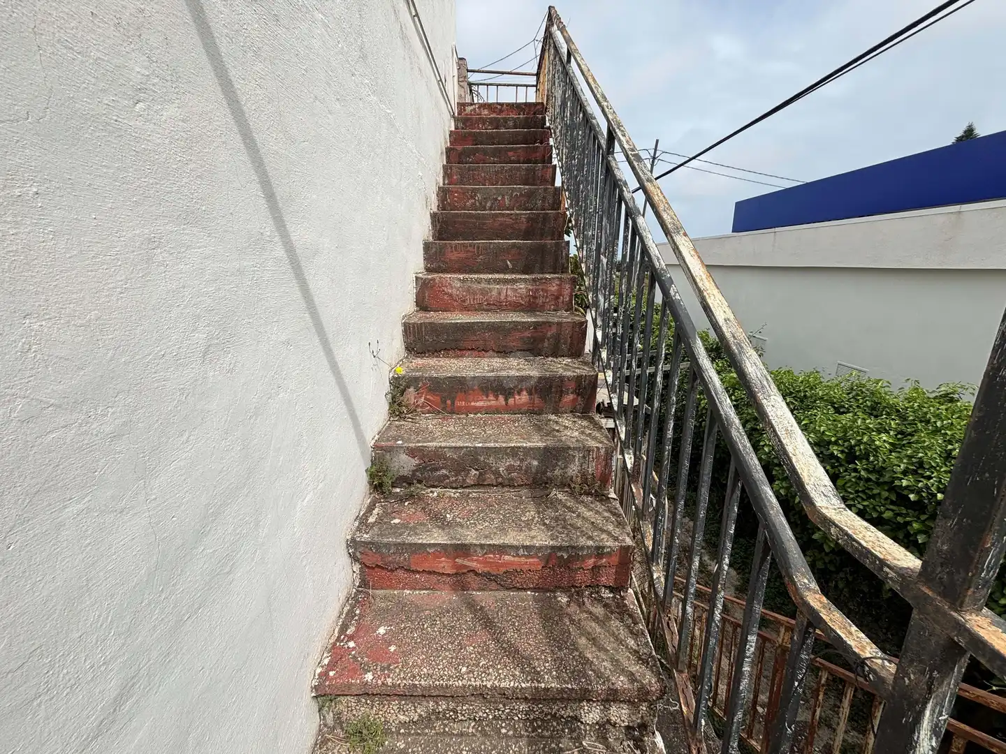 Vista exterior de Edificio en venta en Dénia