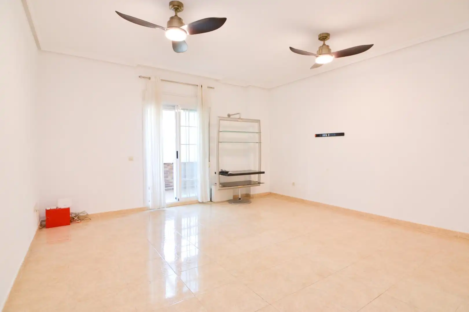 Sala de estar de Piso en venta en Villanueva del Pardillo con Calefacción, Terraza y Trastero