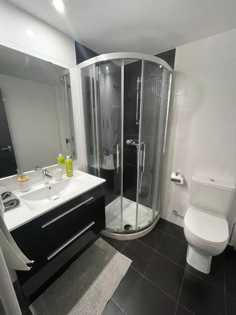 Bany de Apartament de lloguer en Fraga amb Aire condicionat, Calefacció i Parquet