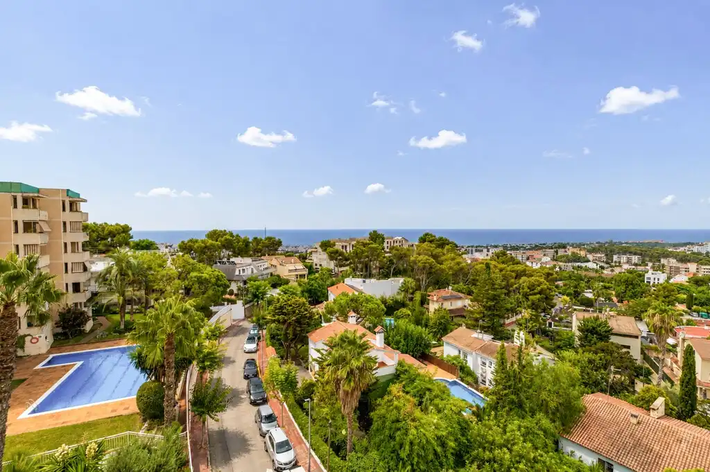 Vista exterior de Ático en venta en Sant Pere de Ribes con Aire acondicionado, Terraza y Amueblado