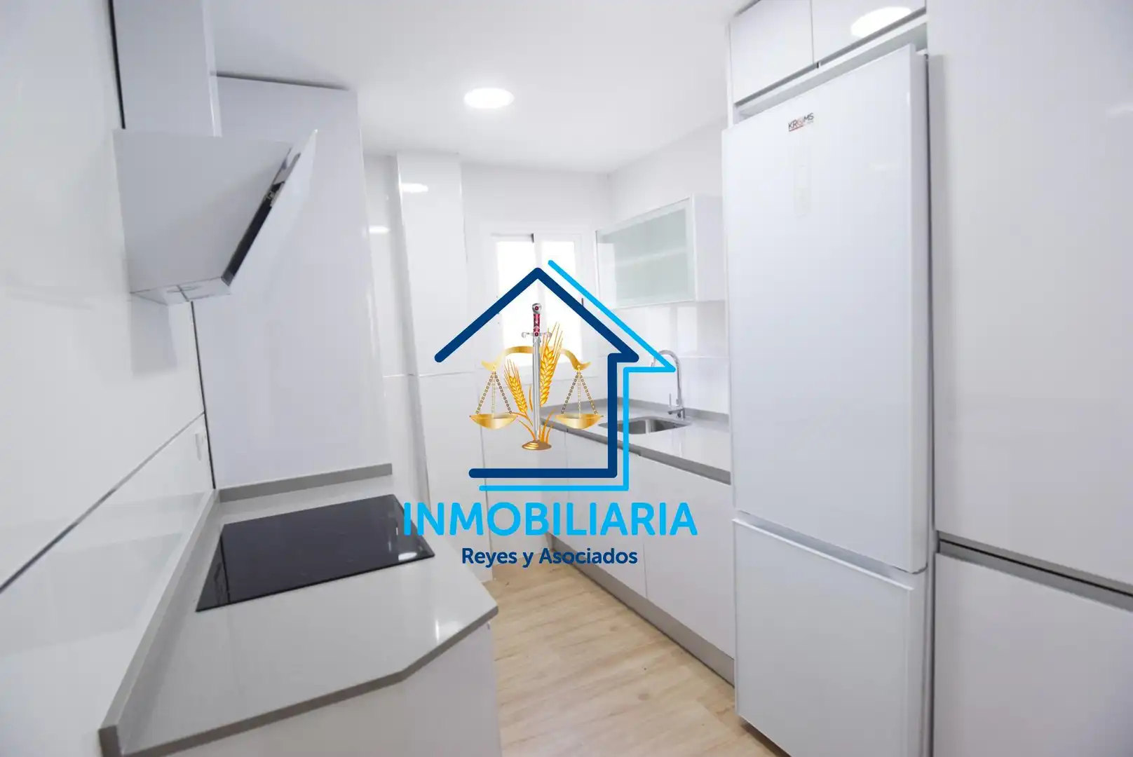 Kitchen of Flat for sale in Córdoba  with Air Conditioner and Heating