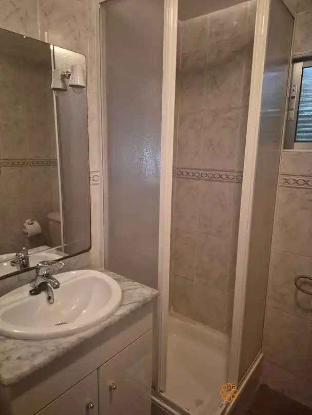 Bathroom of Houses for sale in Alforque  with Air Conditioner, Heating and Storage room