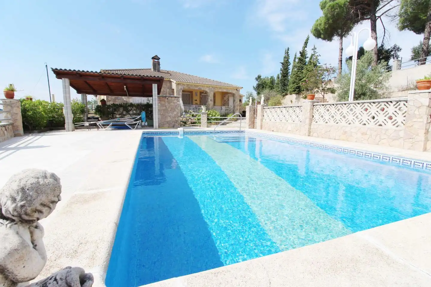 Haus mit Pool zum Verkauf in calle Petúnia, imagen 2