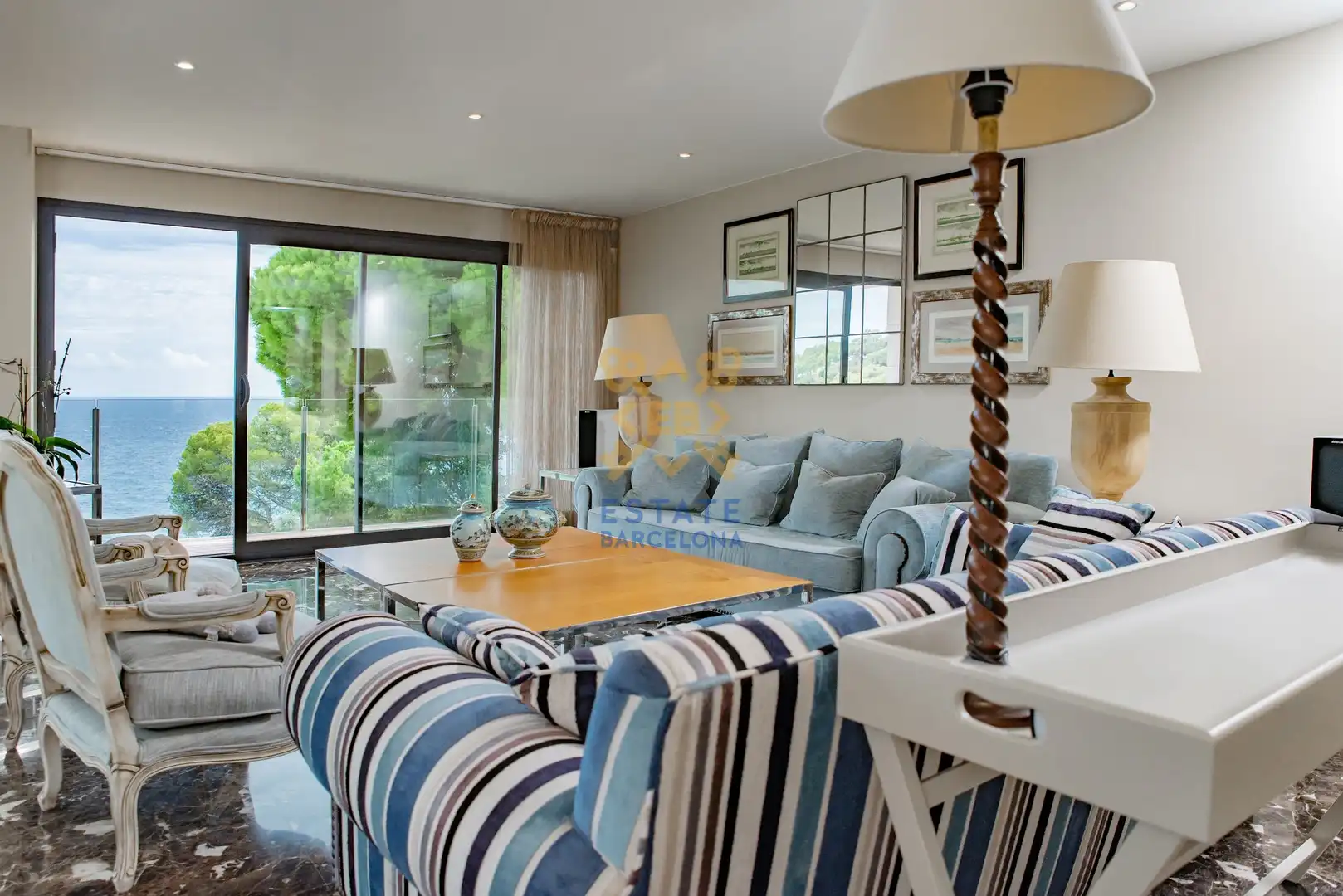 Sala d'estar de Casa o xalet en venda en Tossa de Mar amb Aire condicionat, Jardí privat i Terrassa