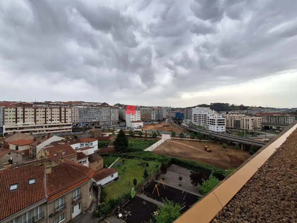 Habitación de Piso de alquiler en Santiago de Compostela  con Calefacción, Terraza y Amueblado