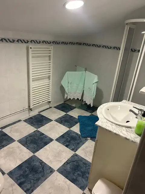 Baño de Casa o chalet en venta en Villalobos con Calefacción, Terraza y Trastero