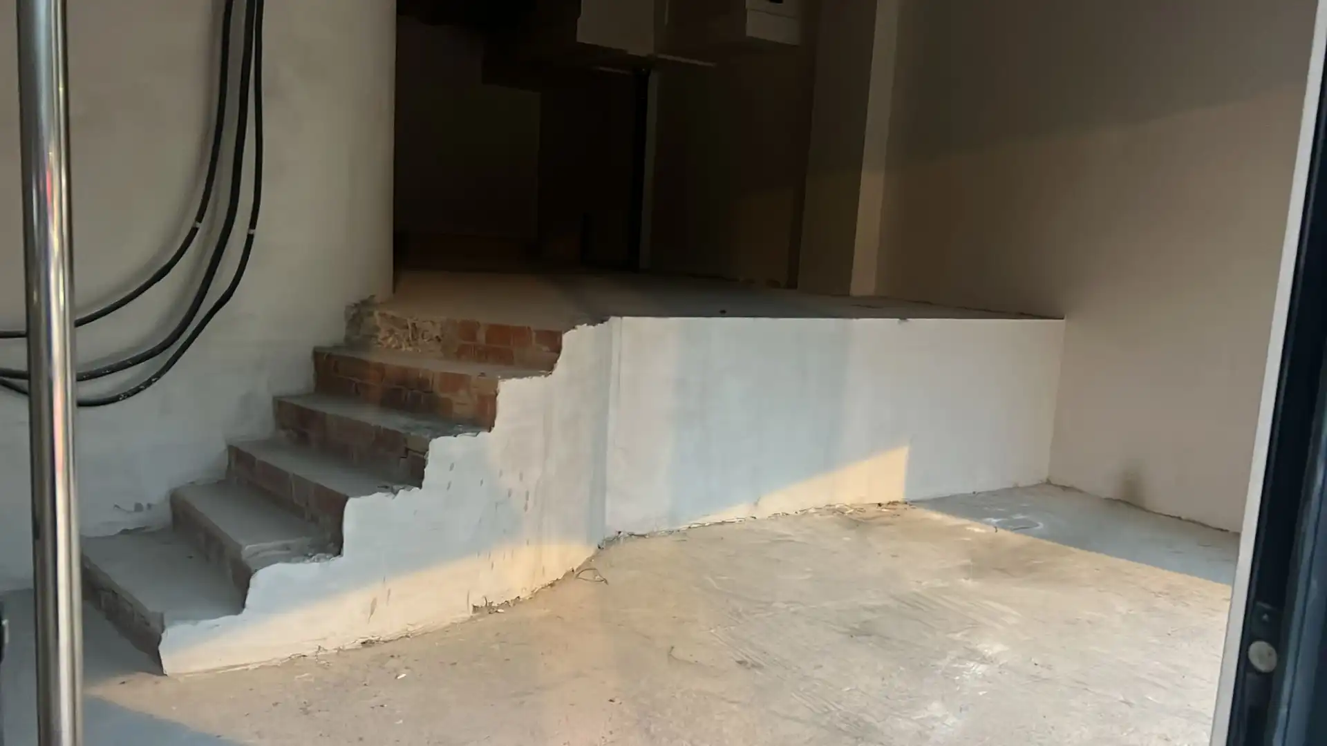 Gewerbefläche zum Verkauf in Col.legis Nous, imagen 3