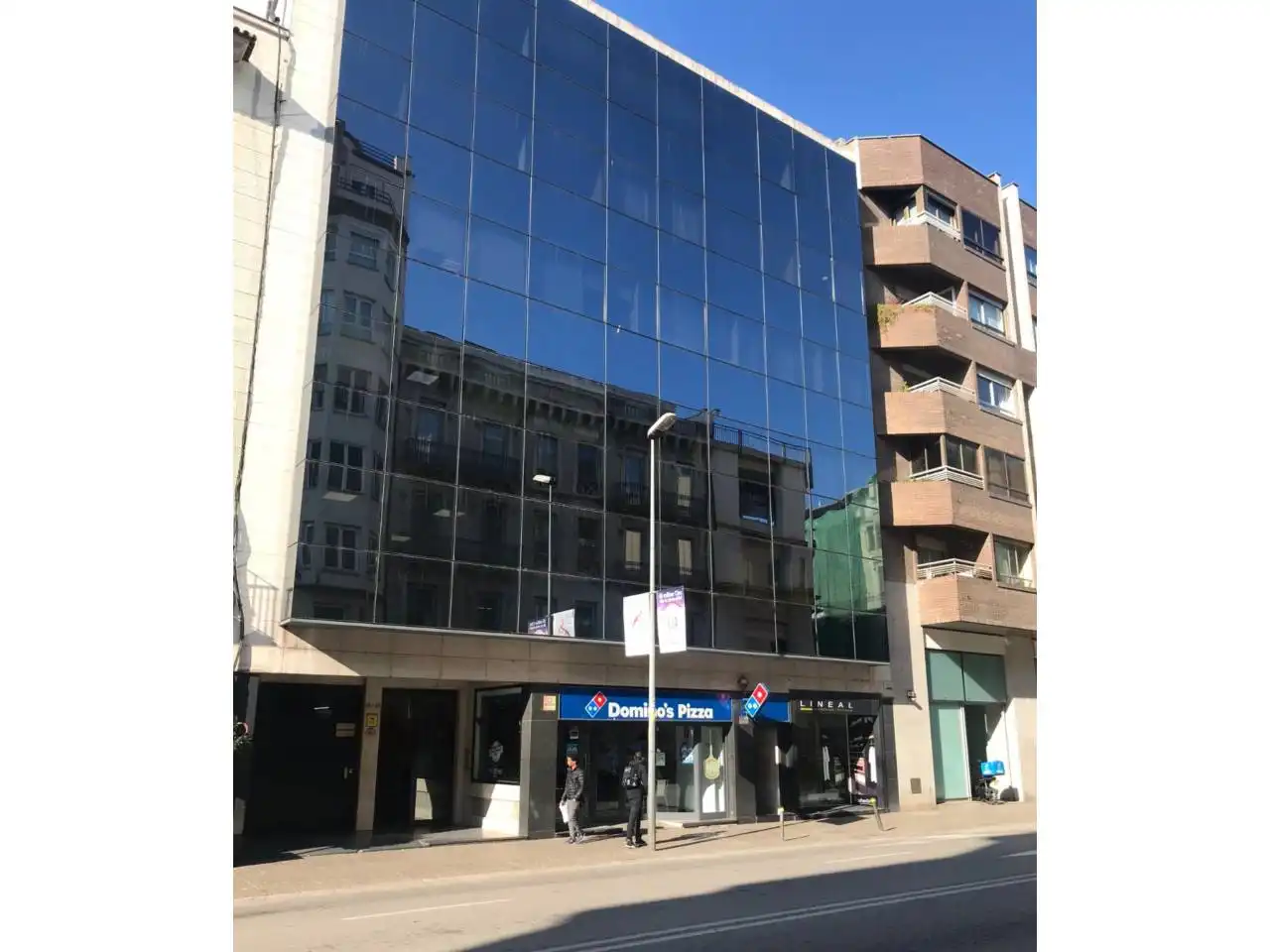 Oficina amb ascensor de lloguer a Eixample Nord